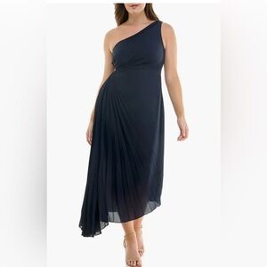 Elegant Navy Blue Pleated Dress